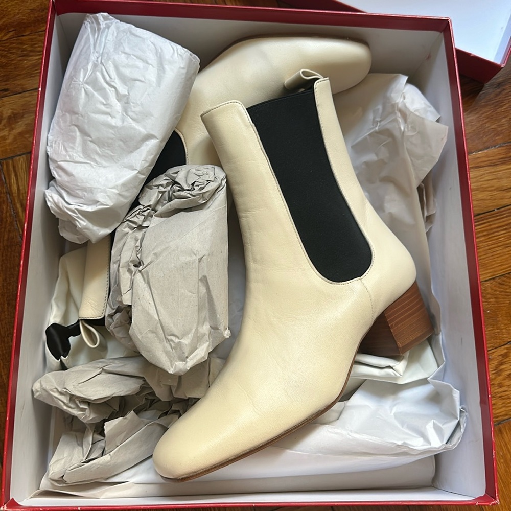 Brand New Staud boots 37.5